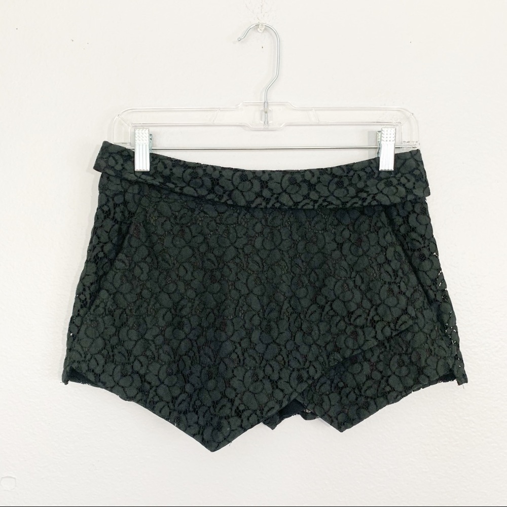 ARITZIA TALULA BERKLEE Skort in Black Lace